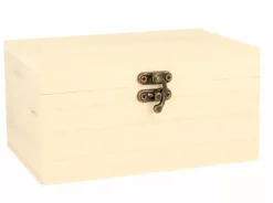 New Baúl de madera con 53 corazones Maderas
