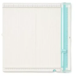 Online Cizalla y tabla para marcar Trim and Score Board Turquesa We R Memory Keepers Herramientas De Corte