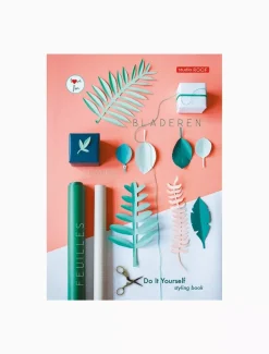 Sale Libro de estilo amor por las hojas verdes Infantil