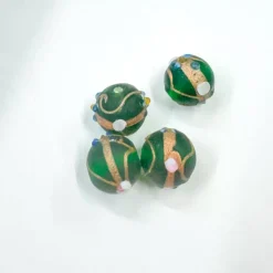 Set de 4 abalorios de cristal de Murano verde mate Bisutería