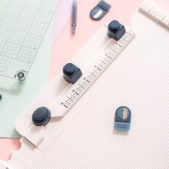 Discount The Works All in One Tool + Maletín Shoulder Bag We R Memory Keepers Organización